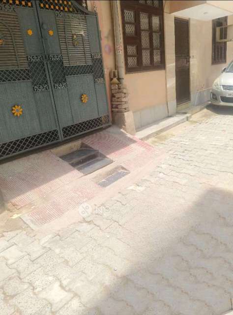 1 BHK House for Rent  In Sector 3