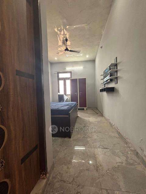 PG for Boys in Chipiyana Buzurg