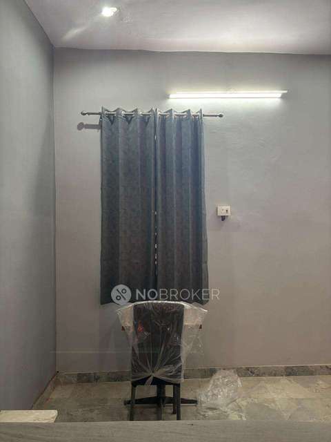 PG for Boys in Chipiyana Buzurg