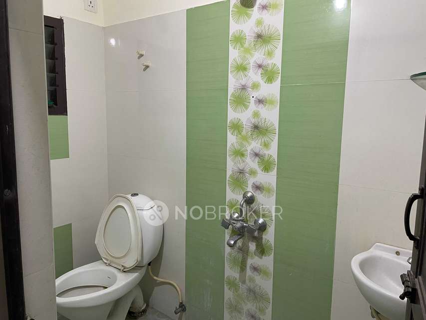 2 BHK Flat In Nakshatra Apartment For Sale  In Maraimalai Nagar