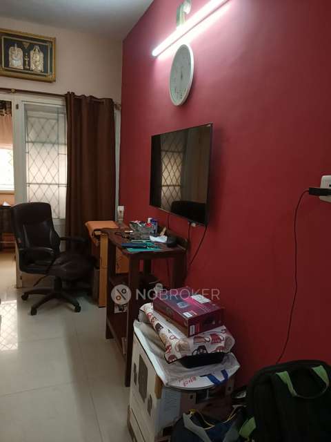 2 BHK Flat In Awho Parameswan Vihar For Sale  In Saligramam