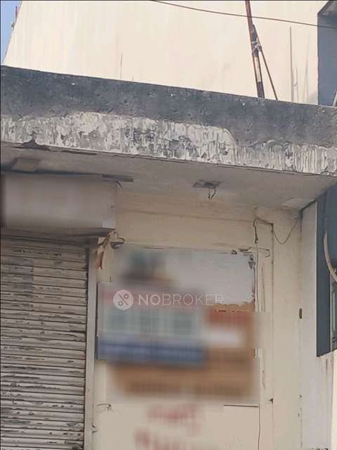 Showroom in Dwarka, Delhi for sale 