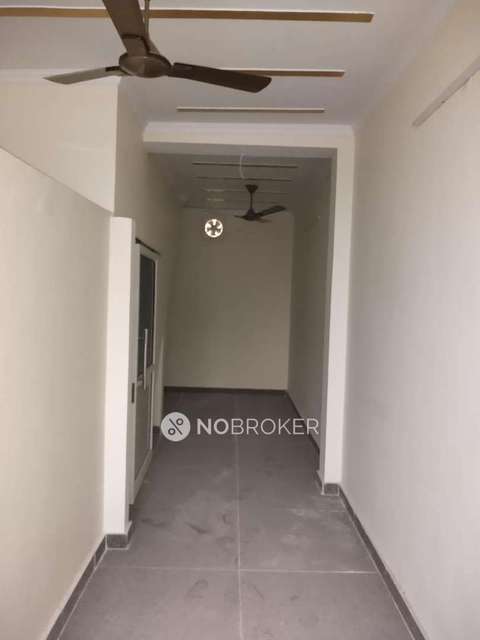 Shop in Sector 19, Faridabad for sale 