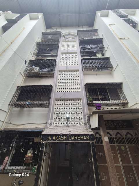 3 BHK Flat In Akash Darshan Chs For Sale  In Mira Road East