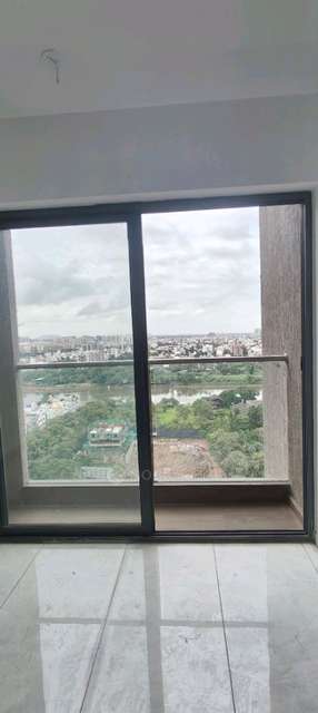 3 BHK Flat In Mantra Mirari, Mundhwa for Rent  In Mundhwa