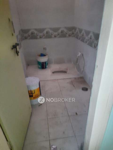 4+ BHK Flat In Standalone Building  For Sale  In Rt Nagar