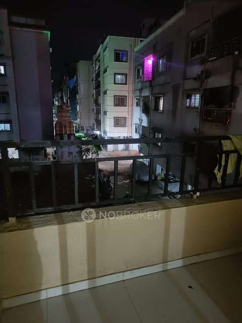 Single Room for Male In 2 BHK  In Manjari Budruk