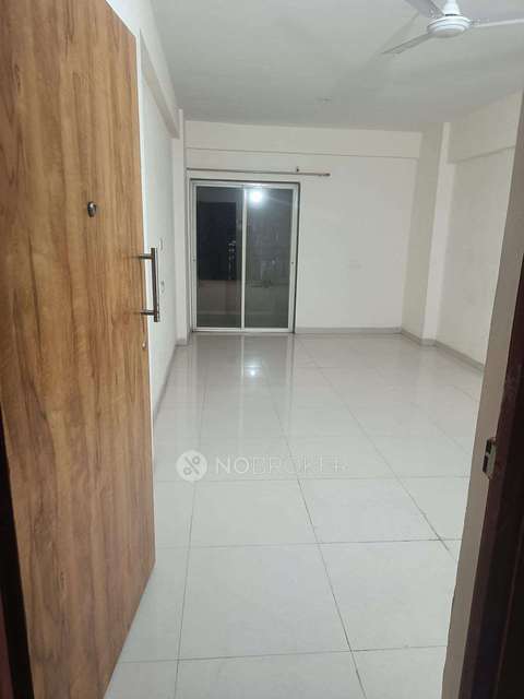 Single Room for Male In 2 BHK  In Manjari Budruk