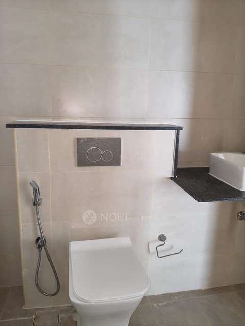 3 BHK Flat In Aliens Space Station For Sale  In Tellapur