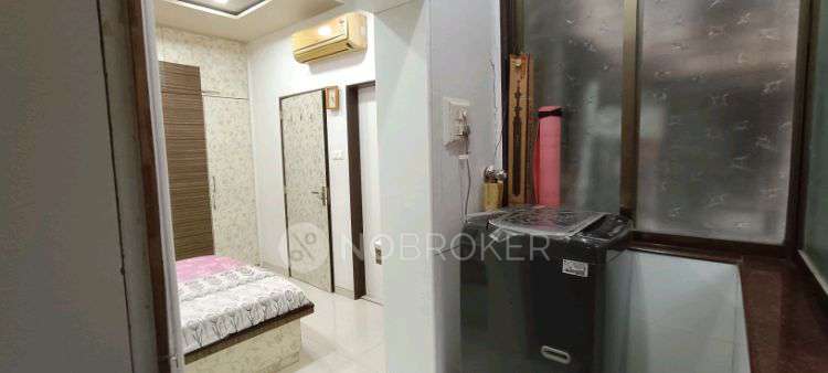 1 BHK Flat In Navyug Mansion Chs For Sale  In Grant Road West