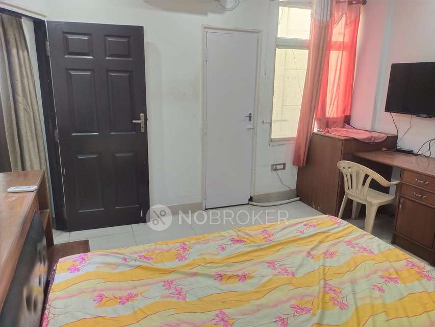 2 BHK Flat In Sns Arcade for Rent  In Murgesh Pallya 