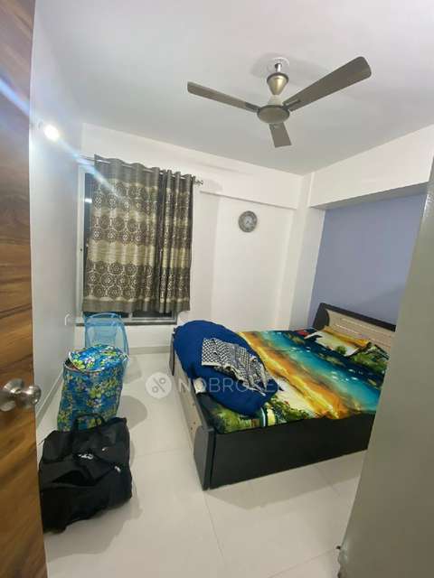 2 BHK Flat In Chesterfield Chs For Sale  In Dhanori