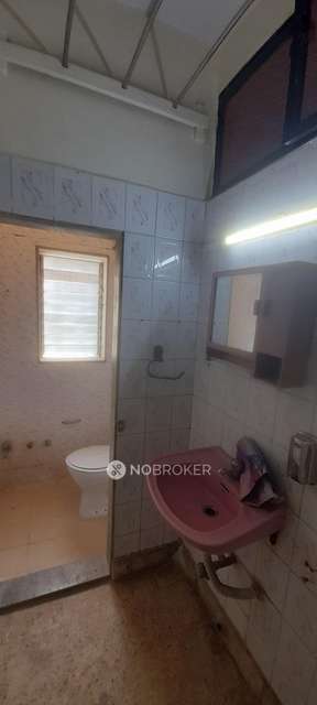 2 BHK Flat In Paradise Apartments For Sale  In Andheri West