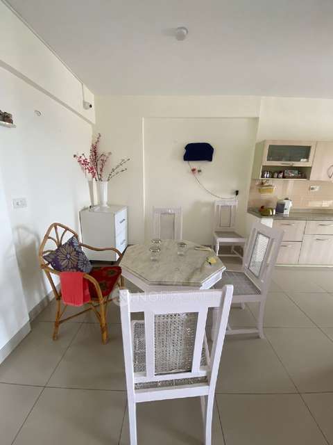 3 BHK Flat In Golden Blossom Apartment For Sale  In  Kadugodi 