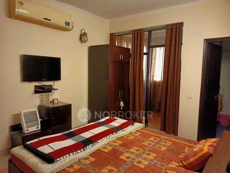 4 BHK Flat In Hector Trimurti Heights For Sale  In Sector 39