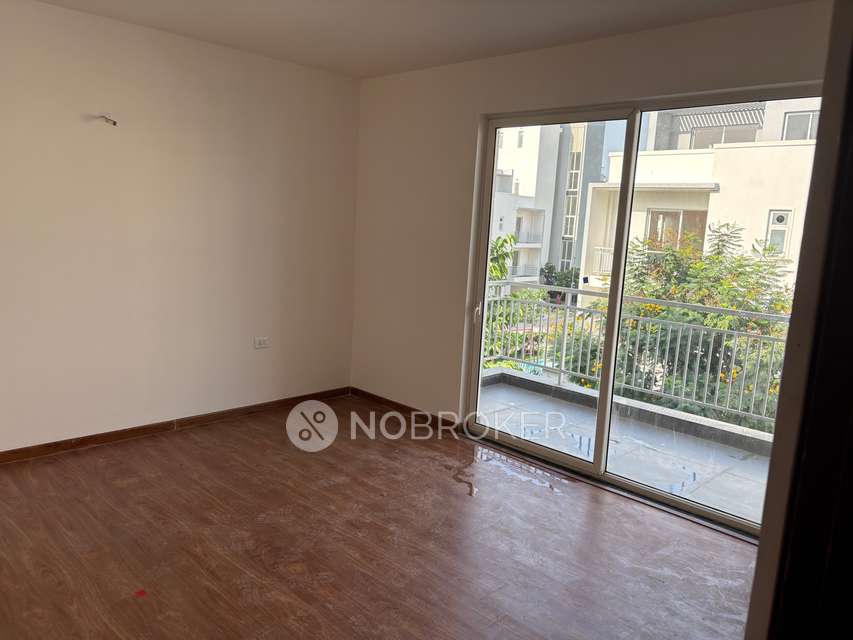 4+ BHK Villa In Godrej Golf Links for Rent  In Sector 27