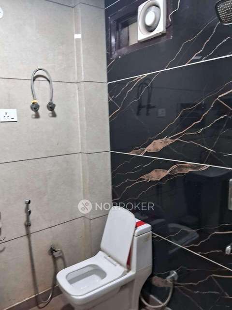 2 BHK Flat In Vipin Garden, Uttam Nagar, Delhi For Sale  In Gali Number 9