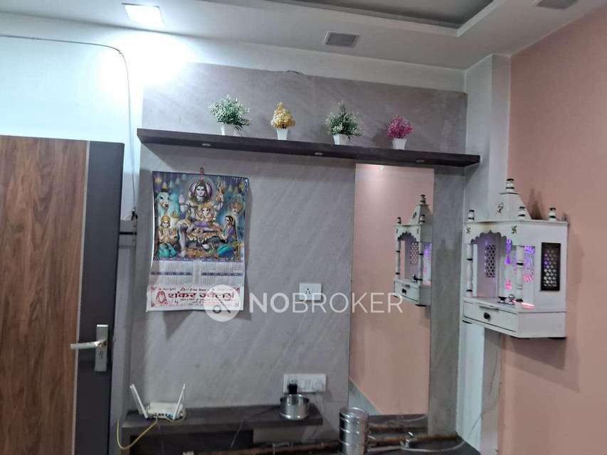 2 BHK Flat In Vipin Garden, Uttam Nagar, Delhi For Sale  In Gali Number 9