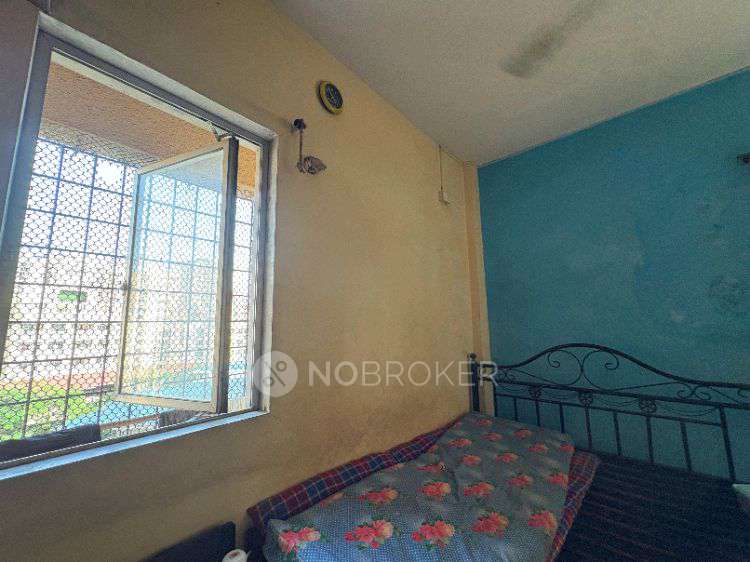 Shared Room for Female In 1 BHK  In Vijaya Park In Thane