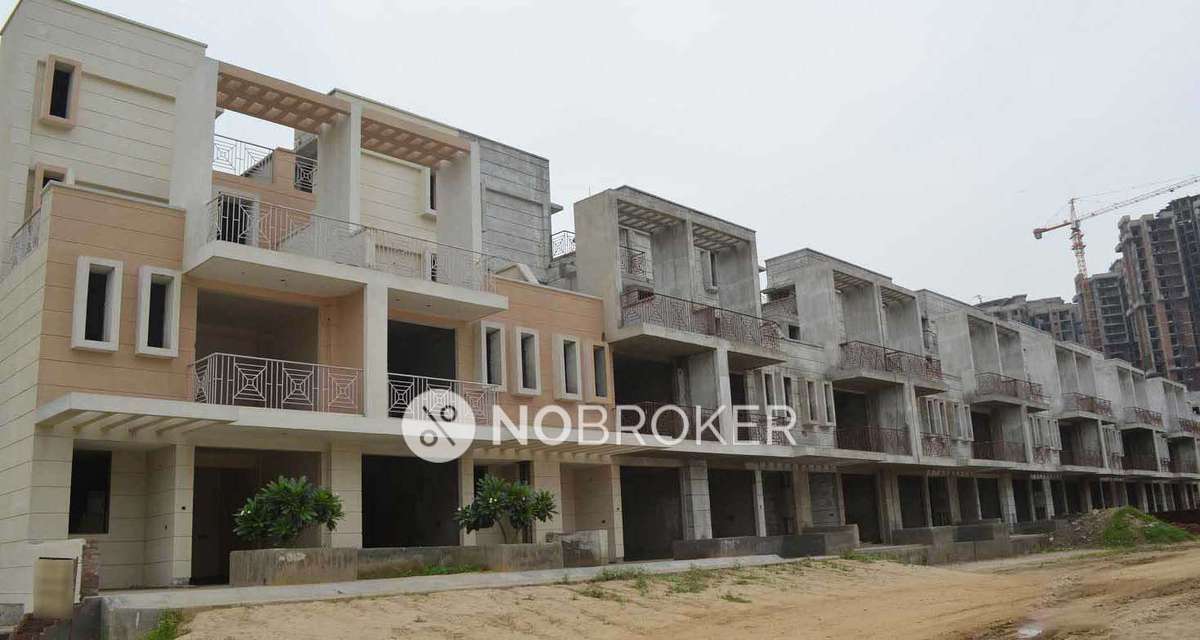 3 BHK Flat In Amrapali Dream Valley For Sale  In Techzone 4