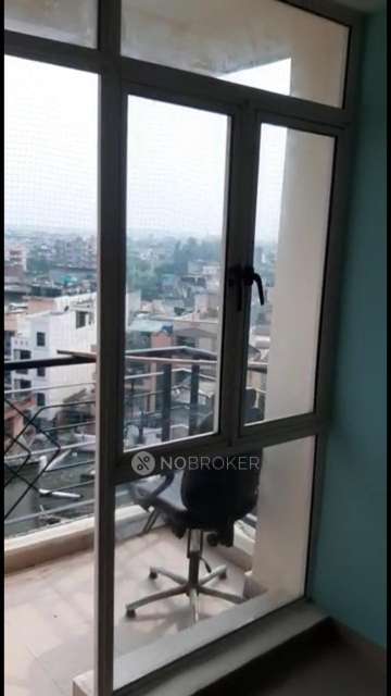 2 BHK Flat In Parsvnath Regalia, Sahibabad For Sale  In Sahibabad