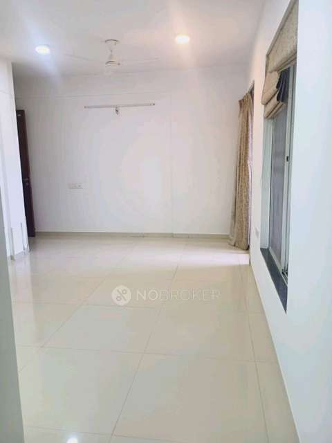 2 BHK Flat In Kohinoor Tinsel Town For Sale  In Pimpri-chinchwad