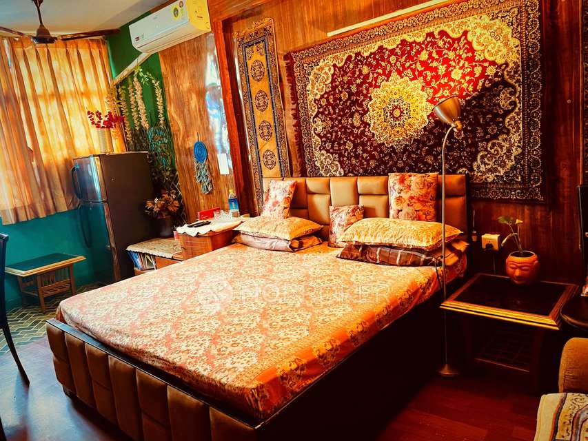 4+ BHK Flat For Sale  In Chitranjan Park