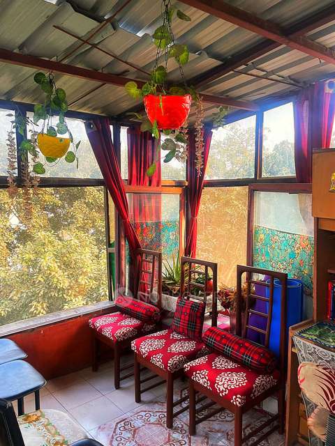 4+ BHK Flat For Sale  In Chitranjan Park