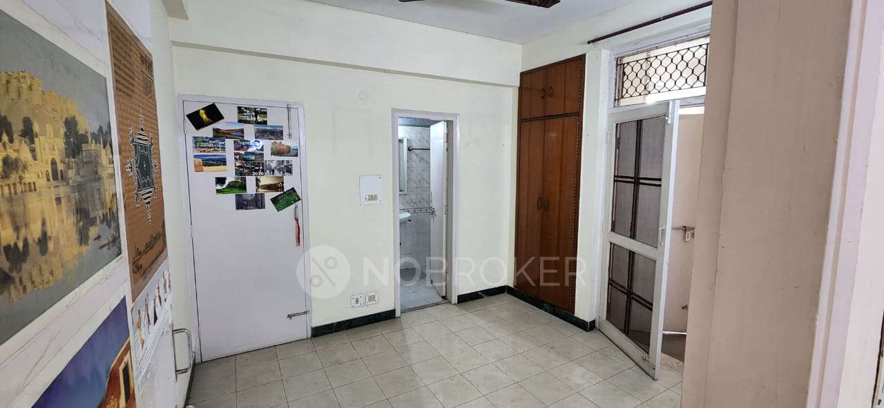 3 BHK Flat In Ntpc Vinayak Apartments, Sector 62 For Sale  In Sector 62