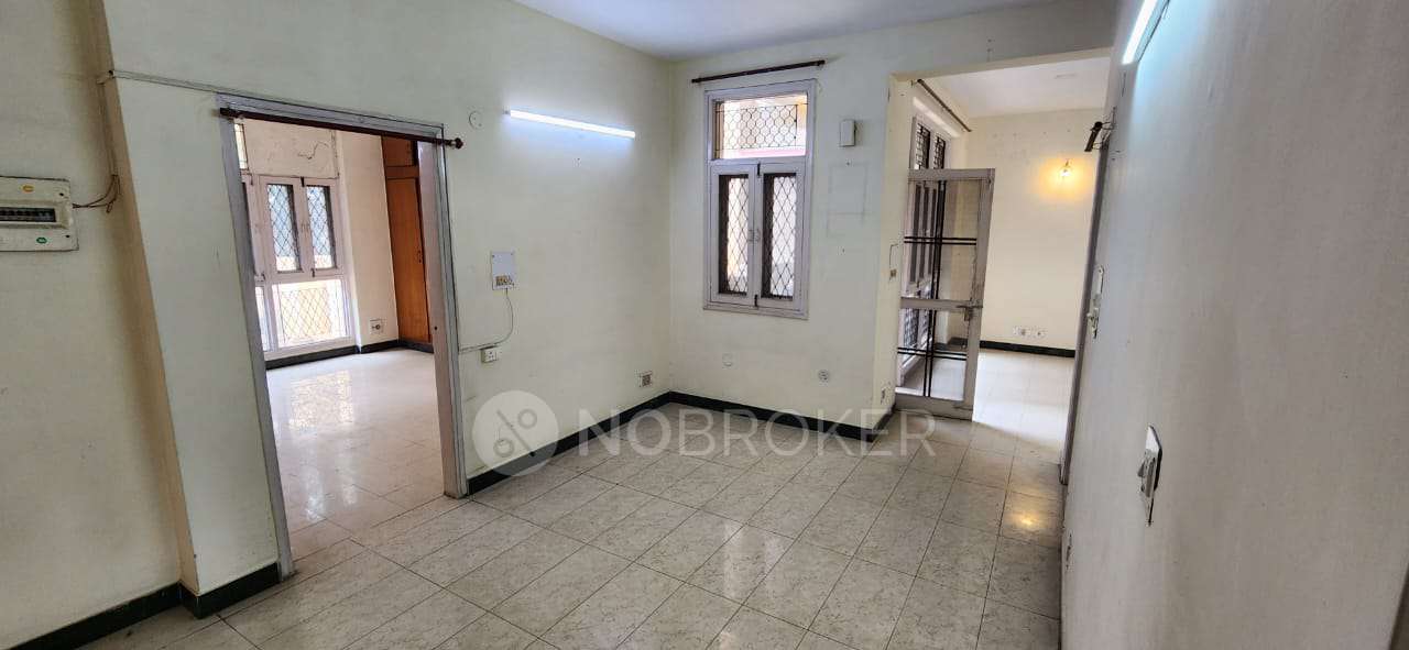 3 BHK Flat In Ntpc Vinayak Apartments, Sector 62 For Sale  In Sector 62