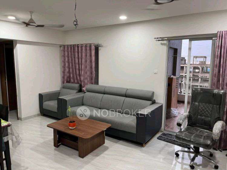 Single Room for Female In 2 BHK  In Amarnath Paramount Smart City In Lohegaon
