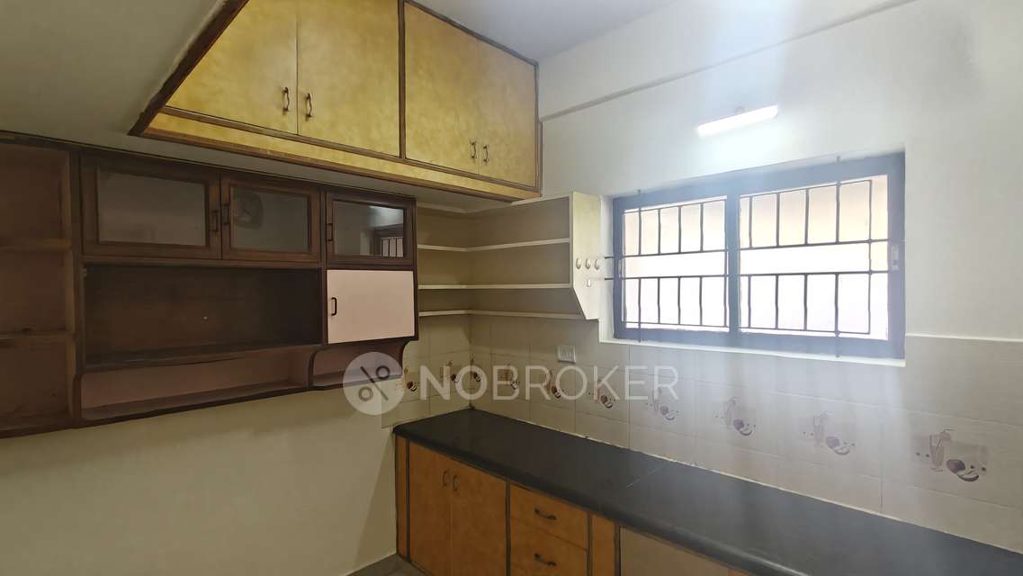 2 BHK Flat In Pvr Towers For Sale  In Cox Town