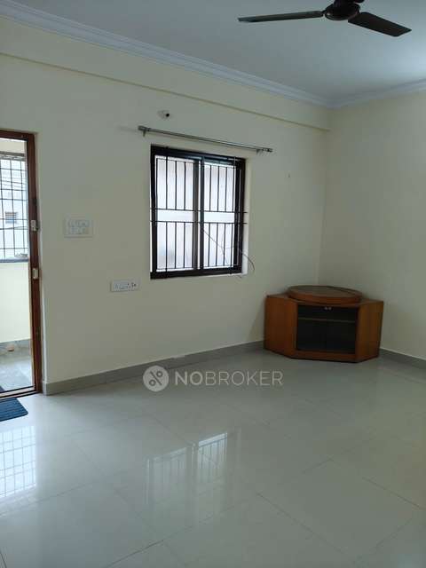 2 BHK Flat In Pvr Towers For Sale  In Cox Town