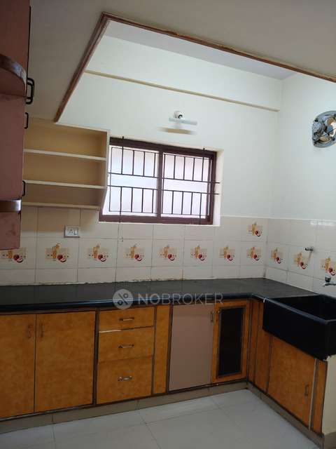 2 BHK Flat In Pvr Towers For Sale  In Cox Town