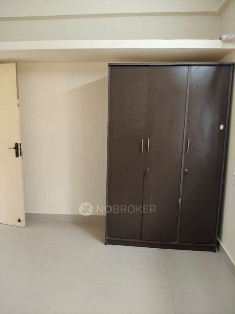 2 BHK Flat In Pvr Towers For Sale  In Cox Town