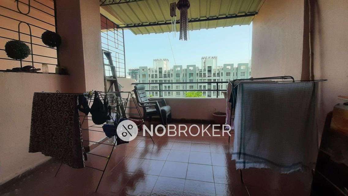 2 BHK Flat In Sukanto Surobhi Regency For Sale  In Ghorpadi