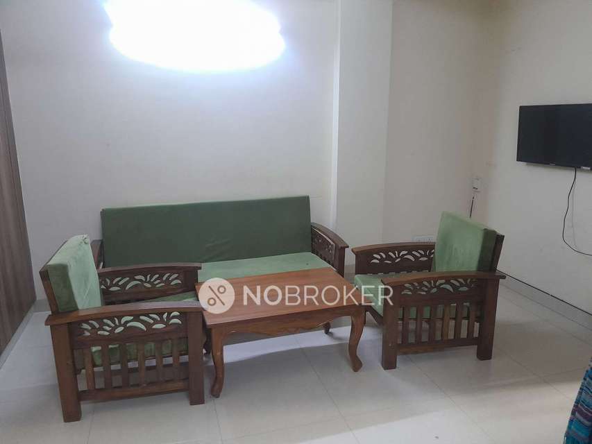 2 BHK Flat for Rent  In Sector 43