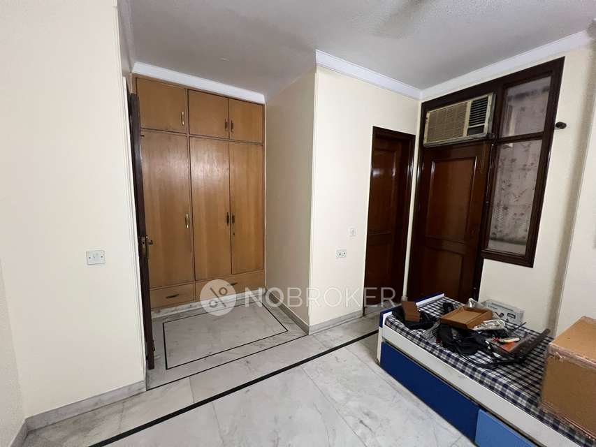 4 BHK Flat In 9a Block Karol Bagh  for Rent  In Karol Bagh