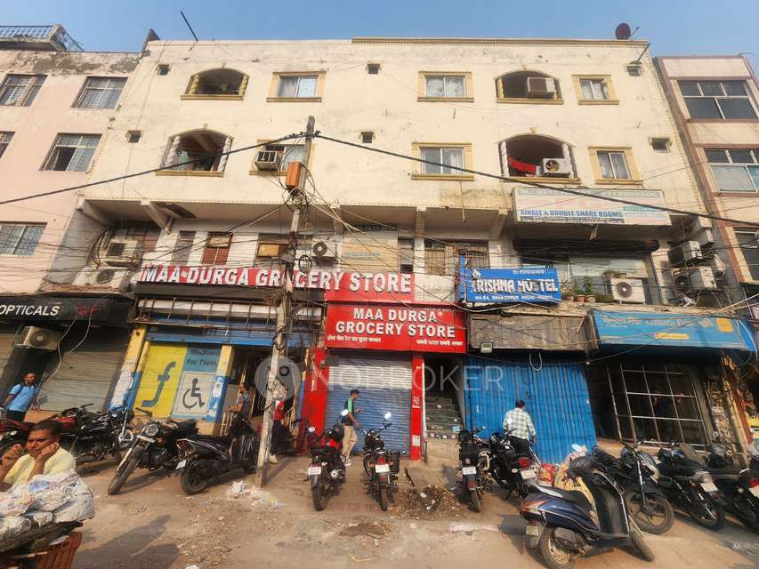 Shop in Shakarpur, Delhi for Rent 