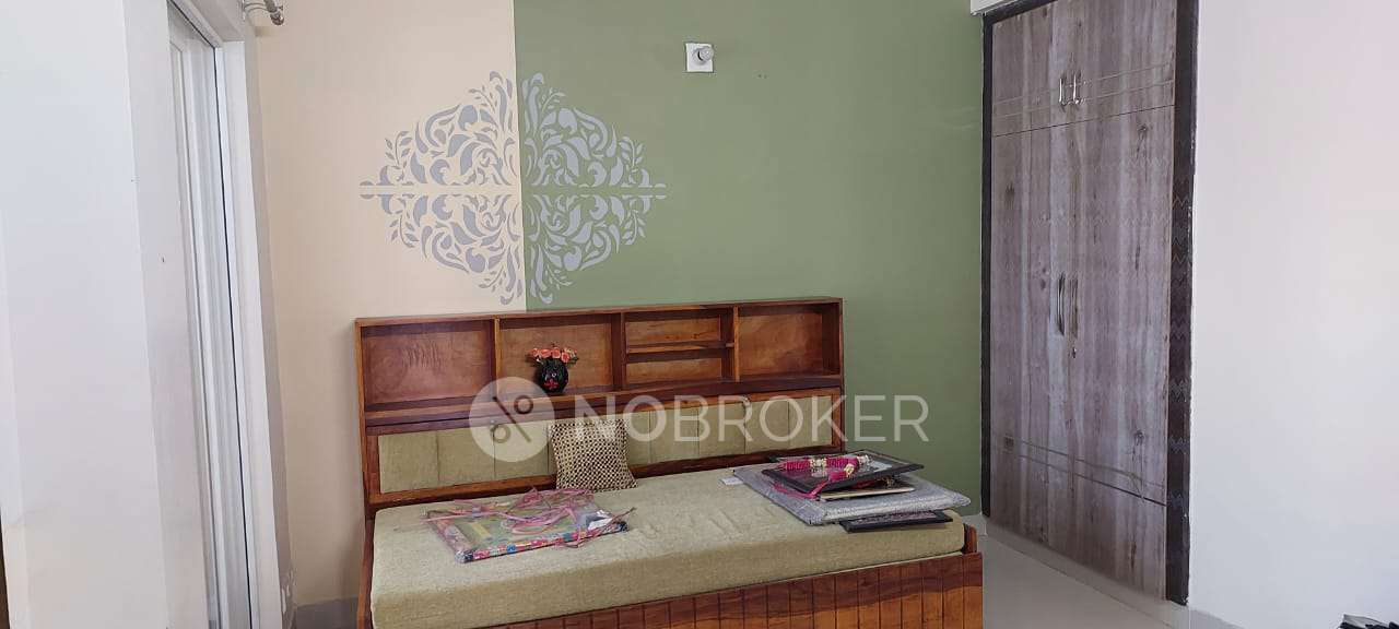 2 BHK Flat In Gaur Galaxy North Avenue 2  for Rent  In Sector 16