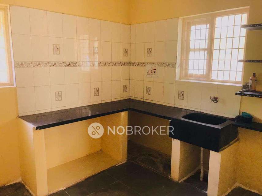 4+ BHK House For Sale  In Hulimavu