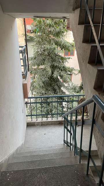 2 BHK Flat In Vikas Niketan, Pitam Pura For Sale  In Pitam Pura