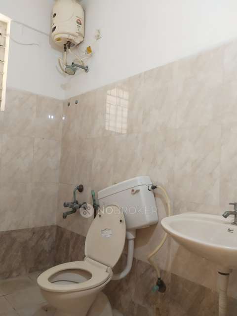 2 BHK Flat In Keerthi Residency  For Sale  In Kadugodi