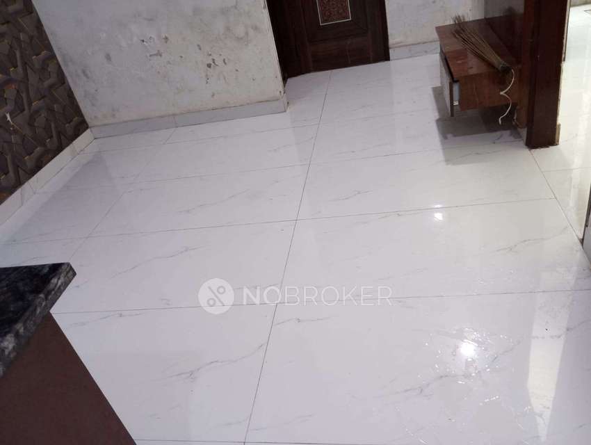 2 BHK Flat In Niranjan Apartment for Rent  In Shyam Kunj