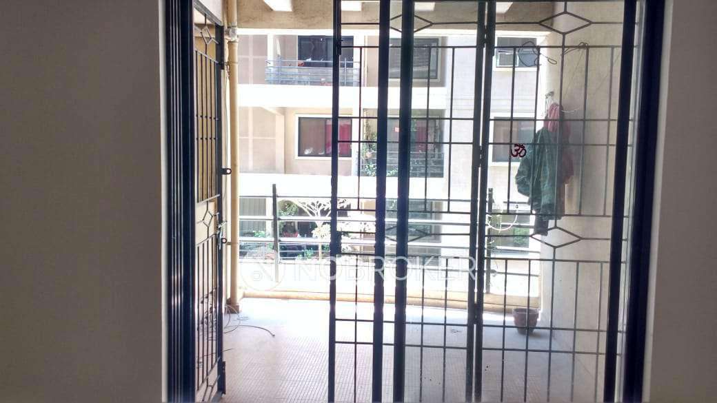 2 BHK Flat In Esha Empire For Sale  In Hadapsar