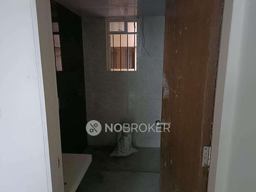 2 BHK Flat In Dosti Cedar For Sale  In Thane West