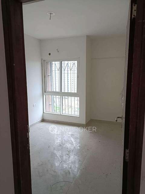 2 BHK Flat In Dosti Cedar For Sale  In Thane West