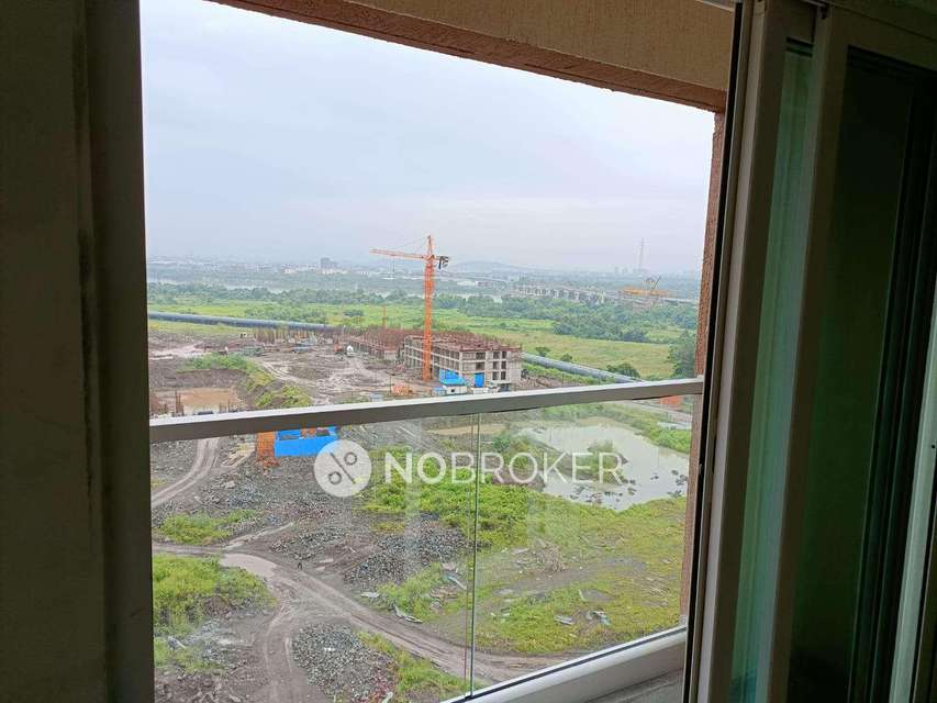 2 BHK Flat In Dosti Cedar For Sale  In Thane West