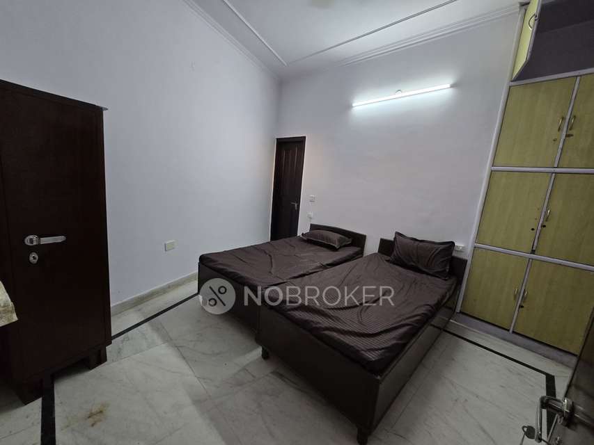 PG for Girls in Sector 17a