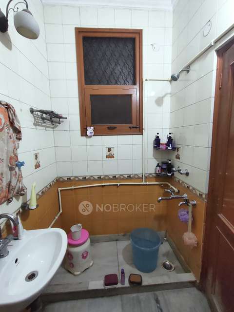 3 BHK Flat In Bhera Enclave For Sale  In Delhi